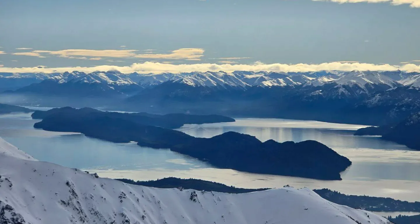 Lago Nahuel Huapi y Cordillera de los Andes